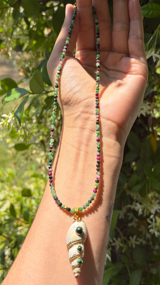 Ruby Zoisite + Shell
