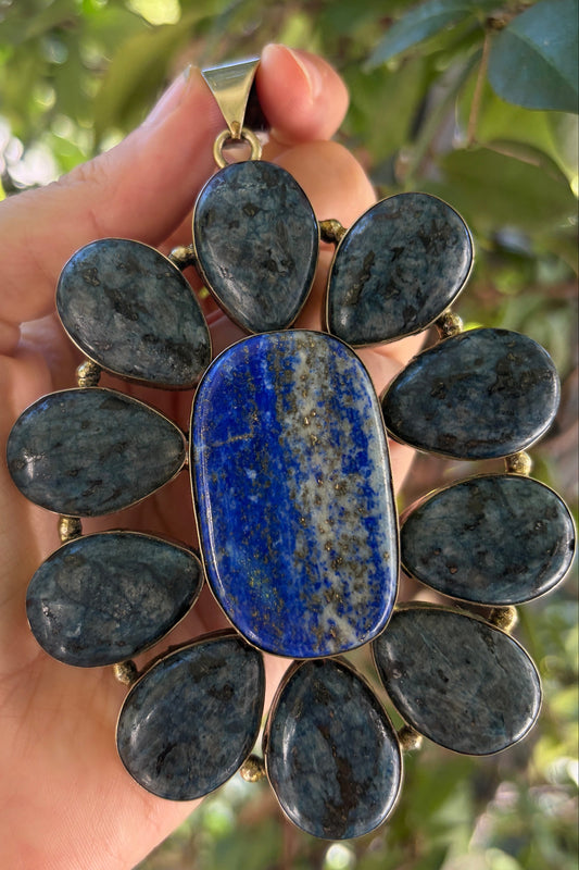 Lapis Flower