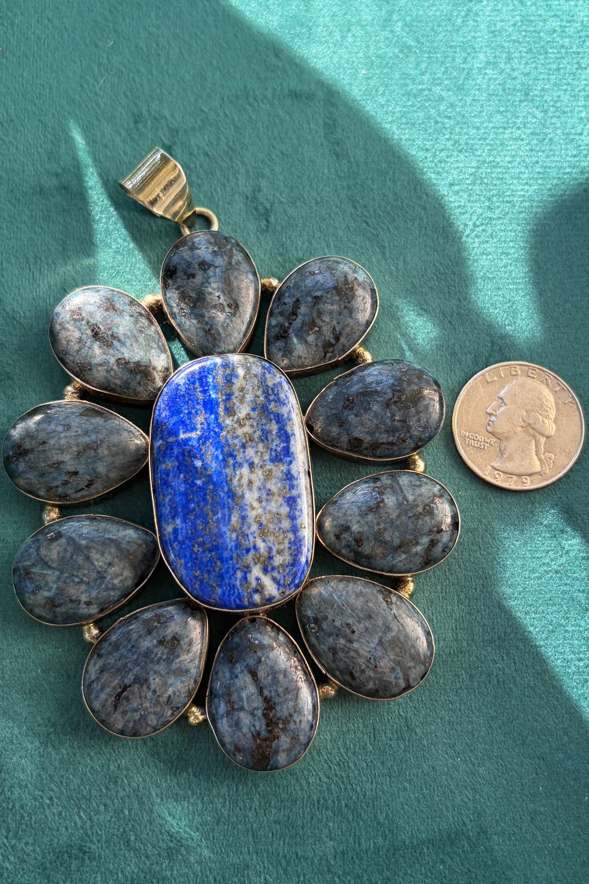Lapis Flower