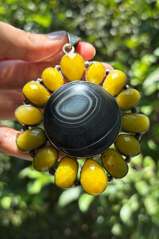 Black + Yellow Agate